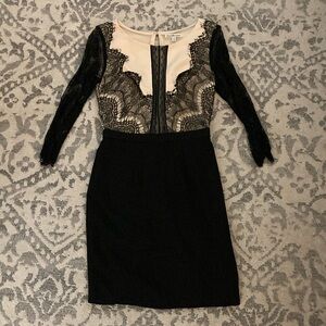 🩷Elegant Black and Cream Lace Dress